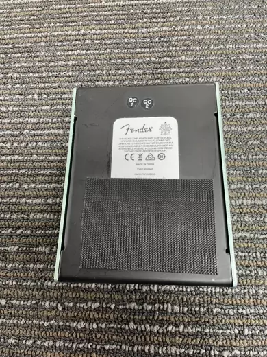 Store Special Product - Fender - Pinwheel Rotary Speaker Emulator